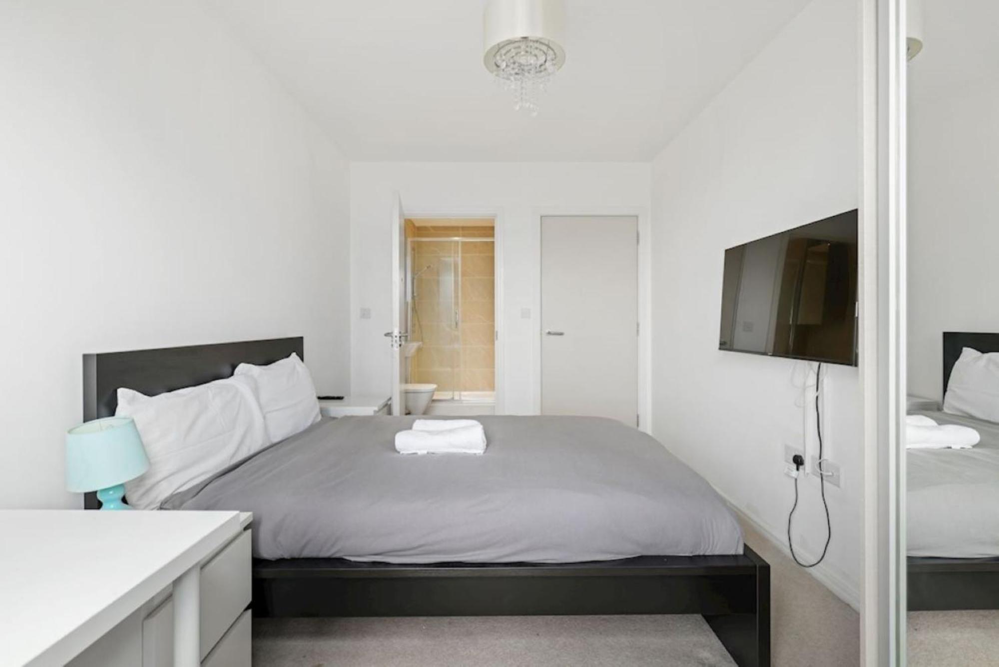 Canning Town 2 Bed Apartment Лондон Экстерьер фото